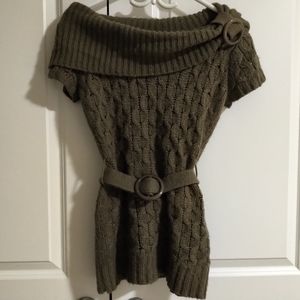 ✨SALE: 3 for $25!✨ Suzy Shier Brown Cowl Neck Sweater - small